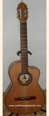 guitarra de Paracho de cedro con pinabete modelo MDCE con curva detalle del frente